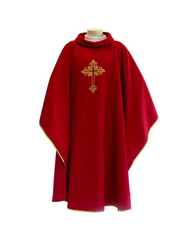 Paramento Vermelho com Cruz e Pérolas