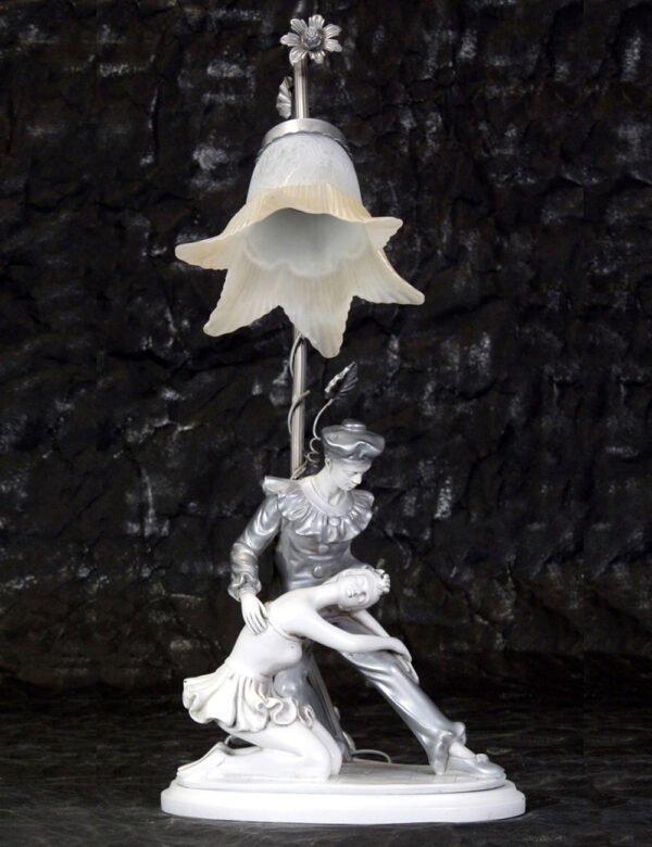 Lamp with dancers